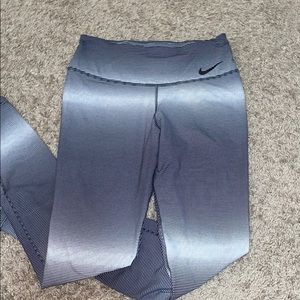 Nike leggings